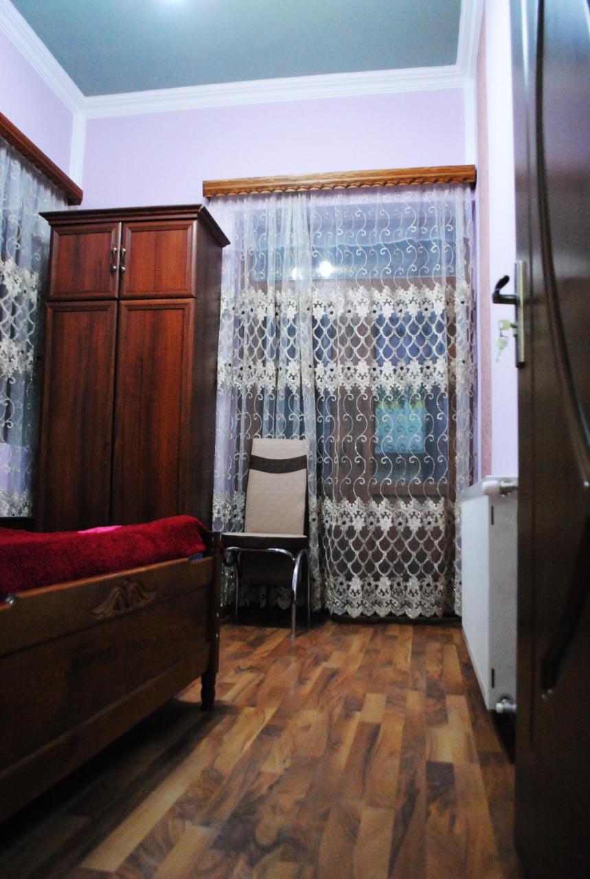 Apartament Giorgi Bordžomi Exteriér fotografie