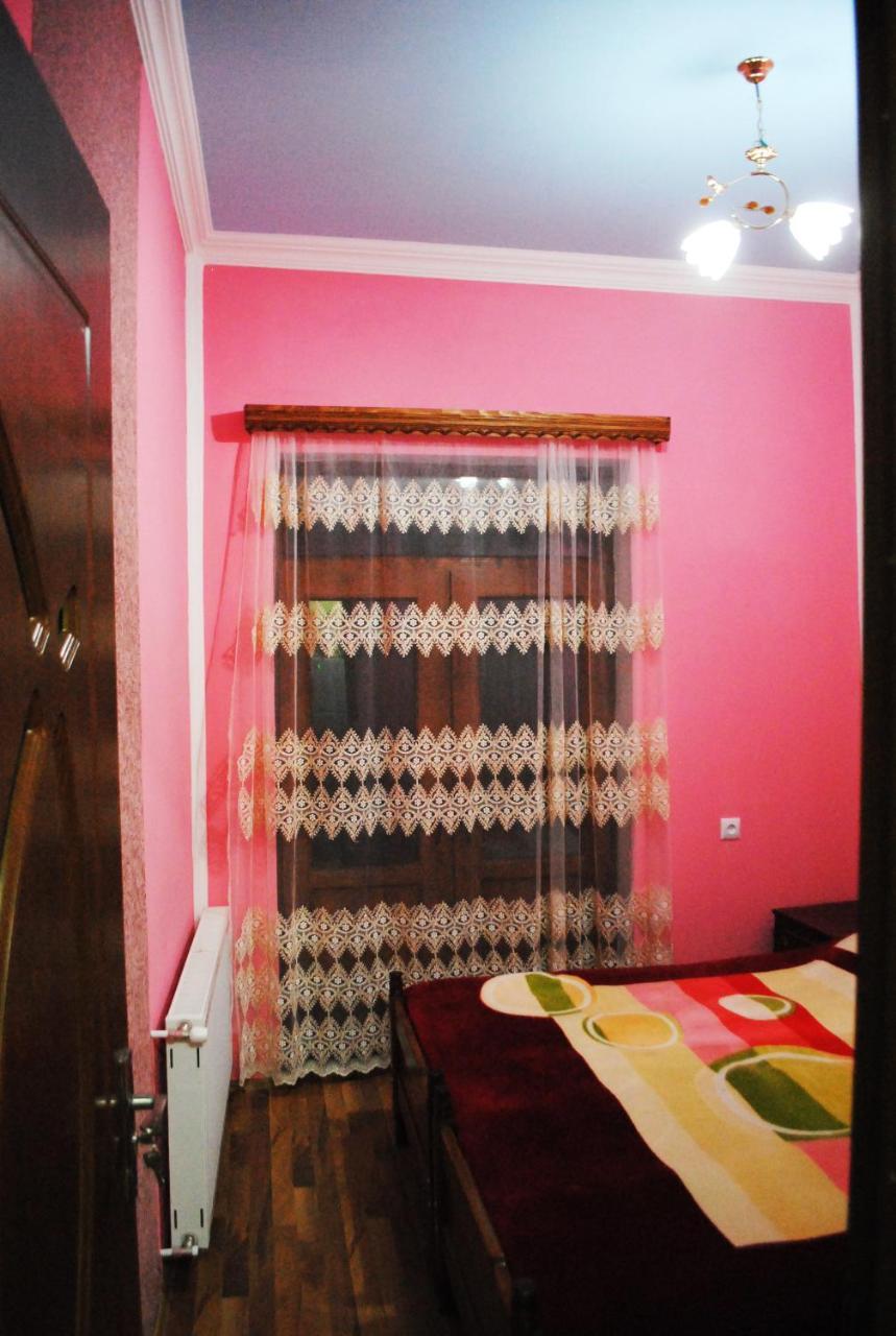 Apartament Giorgi Bordžomi Exteriér fotografie
